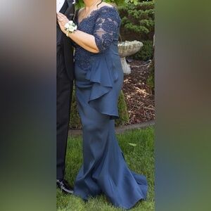 Cameron Blake Navy Blue Full Length Dress (Size 16 that fits like a 14)